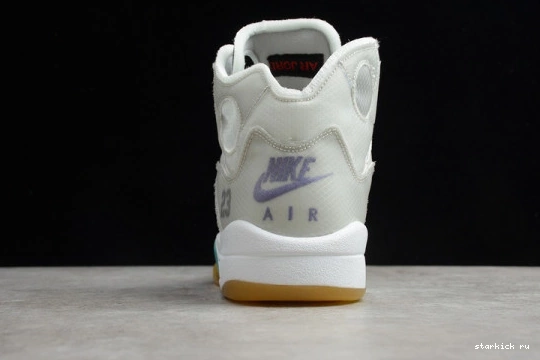 CT8480-105 Jordan CT8480-105  AJ5 ow 3M Air​ x​O-W 5 0402